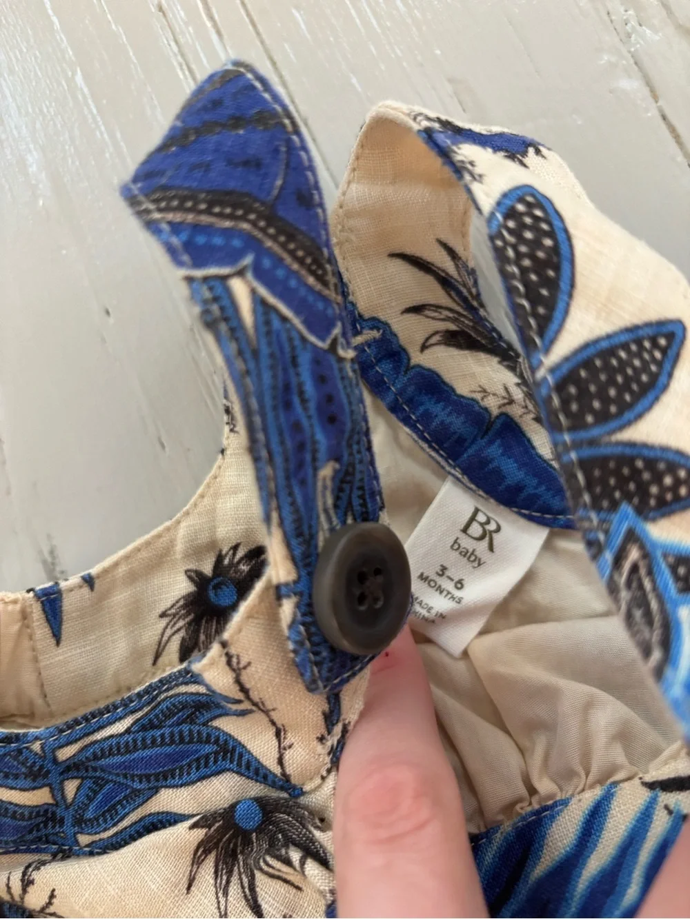 2 Banana Republic baby sets (5 pieces total)